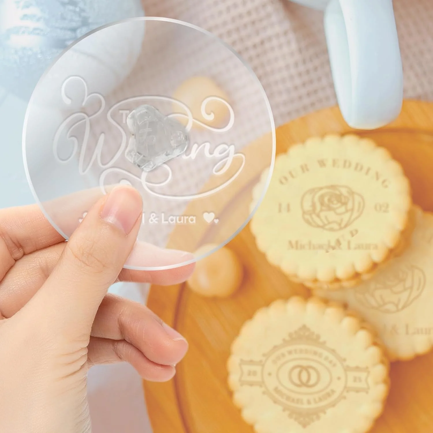 Durable Personalized Wedding Cookie Stamp Custom Acrylic Cookie Embossing Mold with Handle for Baking Decoration Contemporary