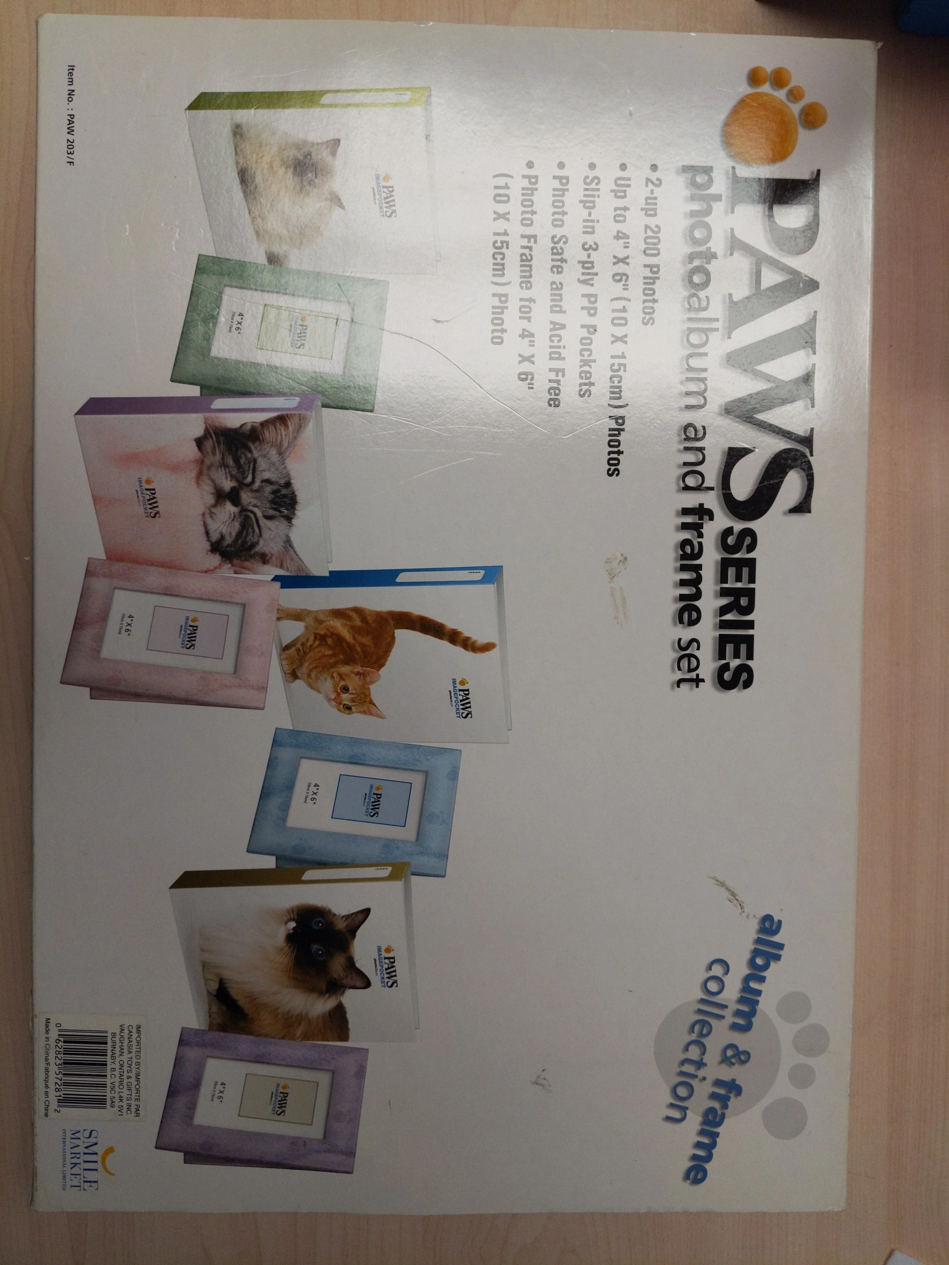 User-Friendly Paws Series – Photo Album and frame set Secure