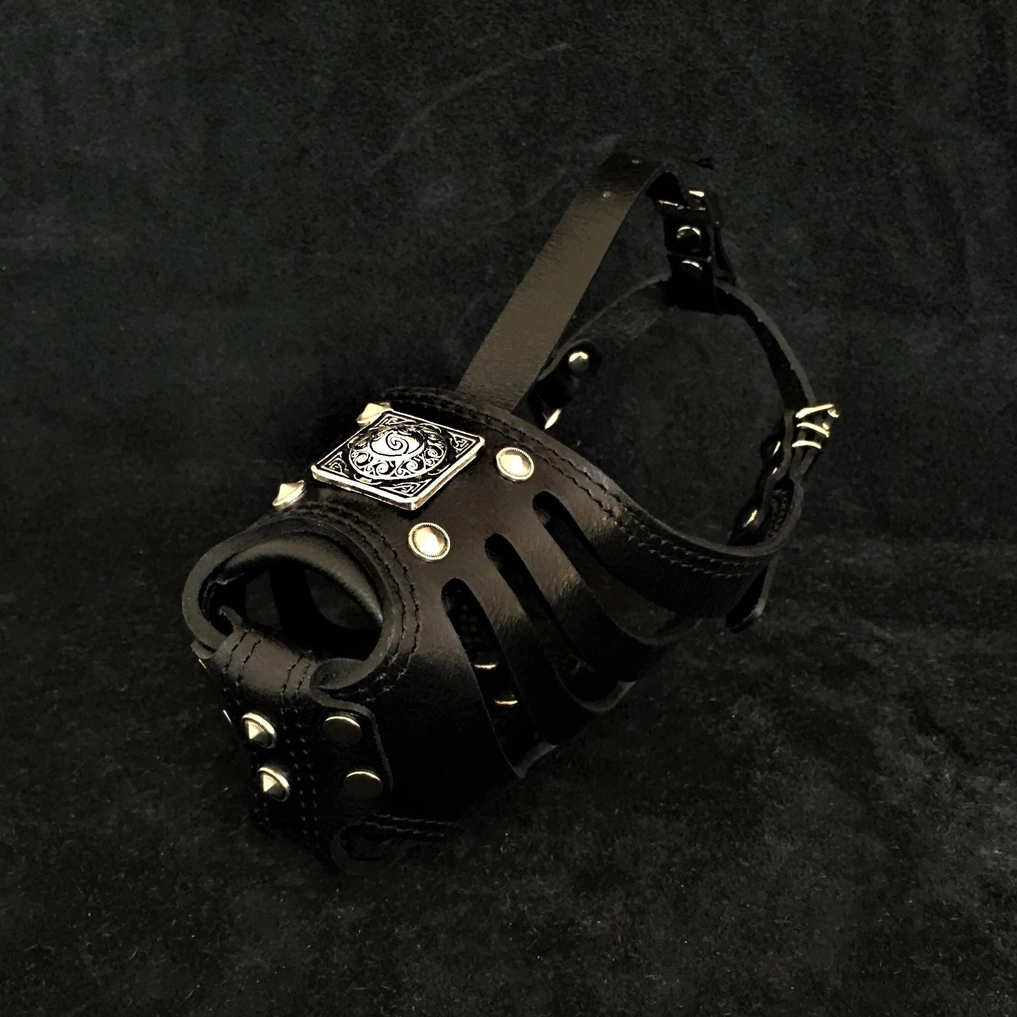 Recyclable ”Eros” Basket Muzzle All Black Effective