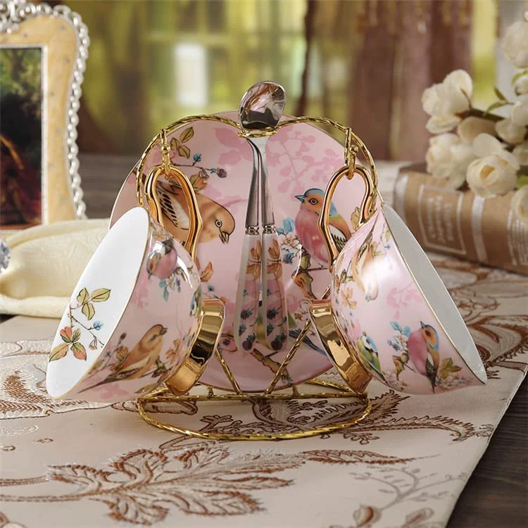 Fine Coffee Mugs Pastoral Bird Bone China Tea Cup Saucer Spoon Set Europe Porcelain Coffee Cup 200ml Mug Tray Cafe Tumbler Party Drinkware Mug Set Excellent