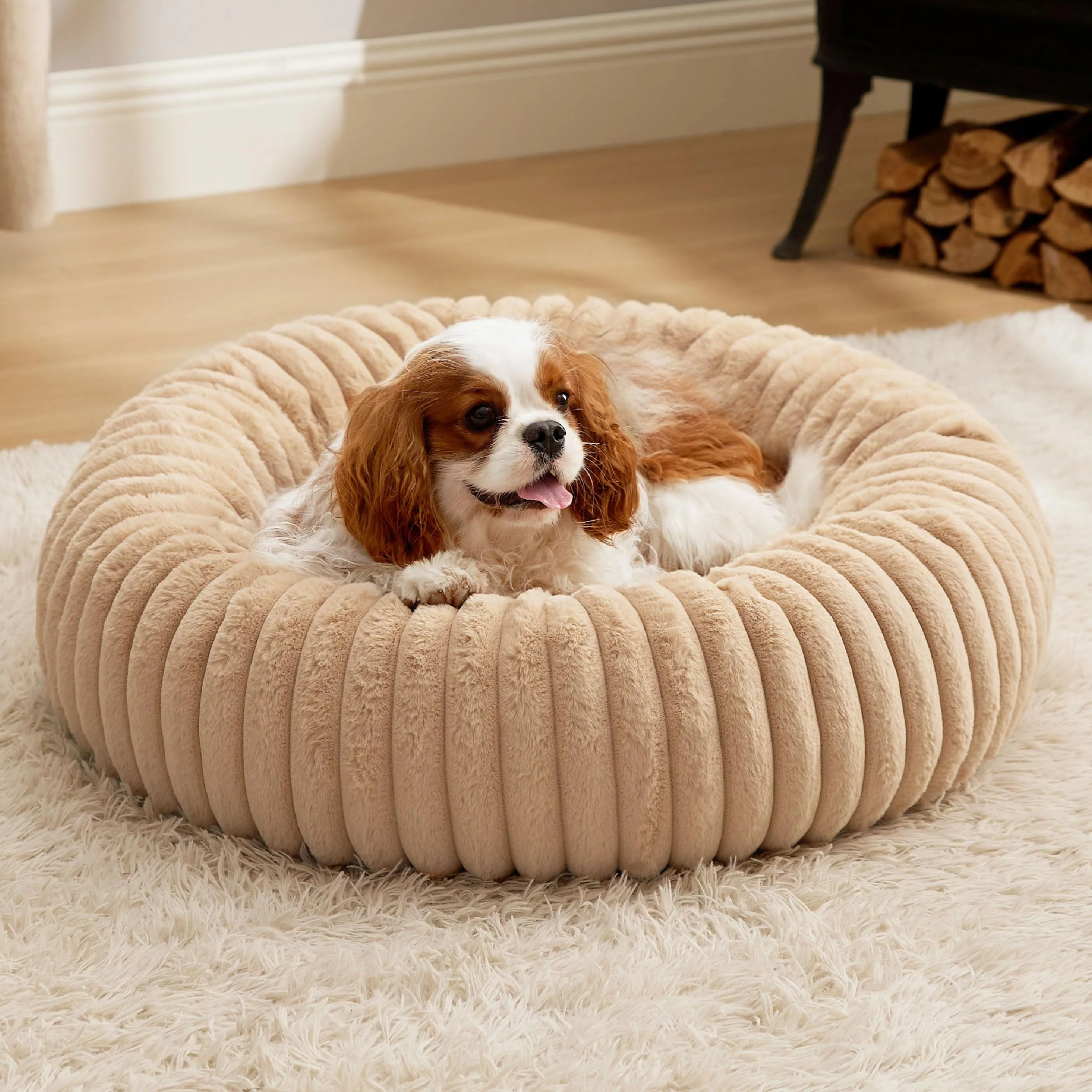 Recyclable Bedsure Medium Dog Bed – Washable Faux Fur Round Bed with Anti-Slip Bottom Sandy Beige 30x30x8 Artisan