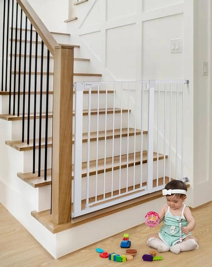 Pure COMOMY 36 Extra Tall Baby Gate Traditional