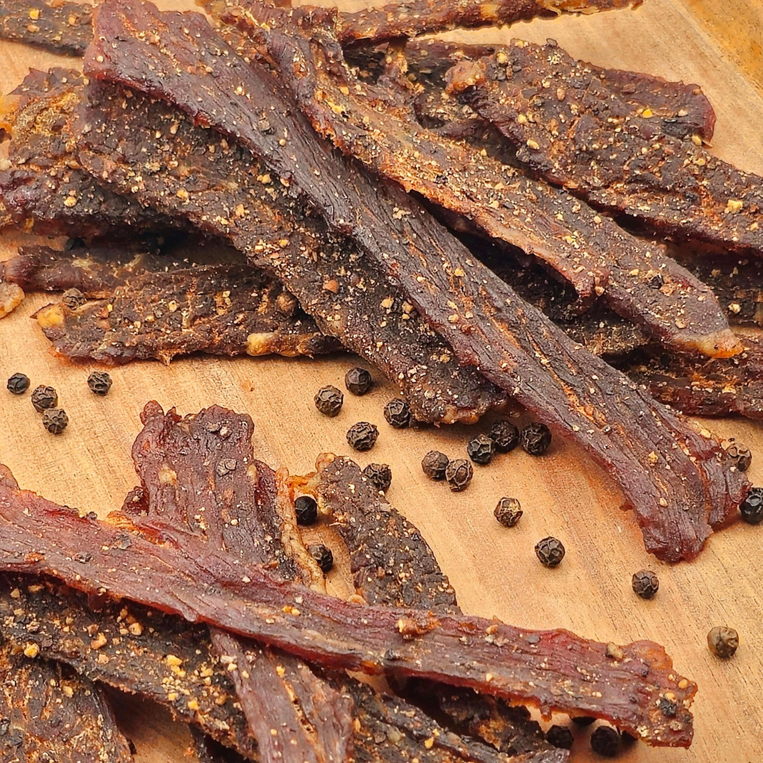 Top-Quality Black Pepper-Garlic Premium Beef Jerky Clean