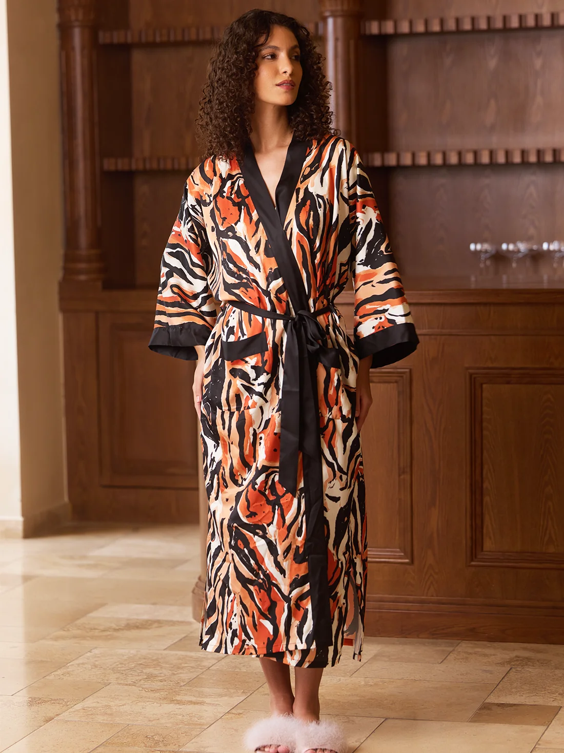 Trendy Abstract Zebra Print Kimono Robe Minimalist