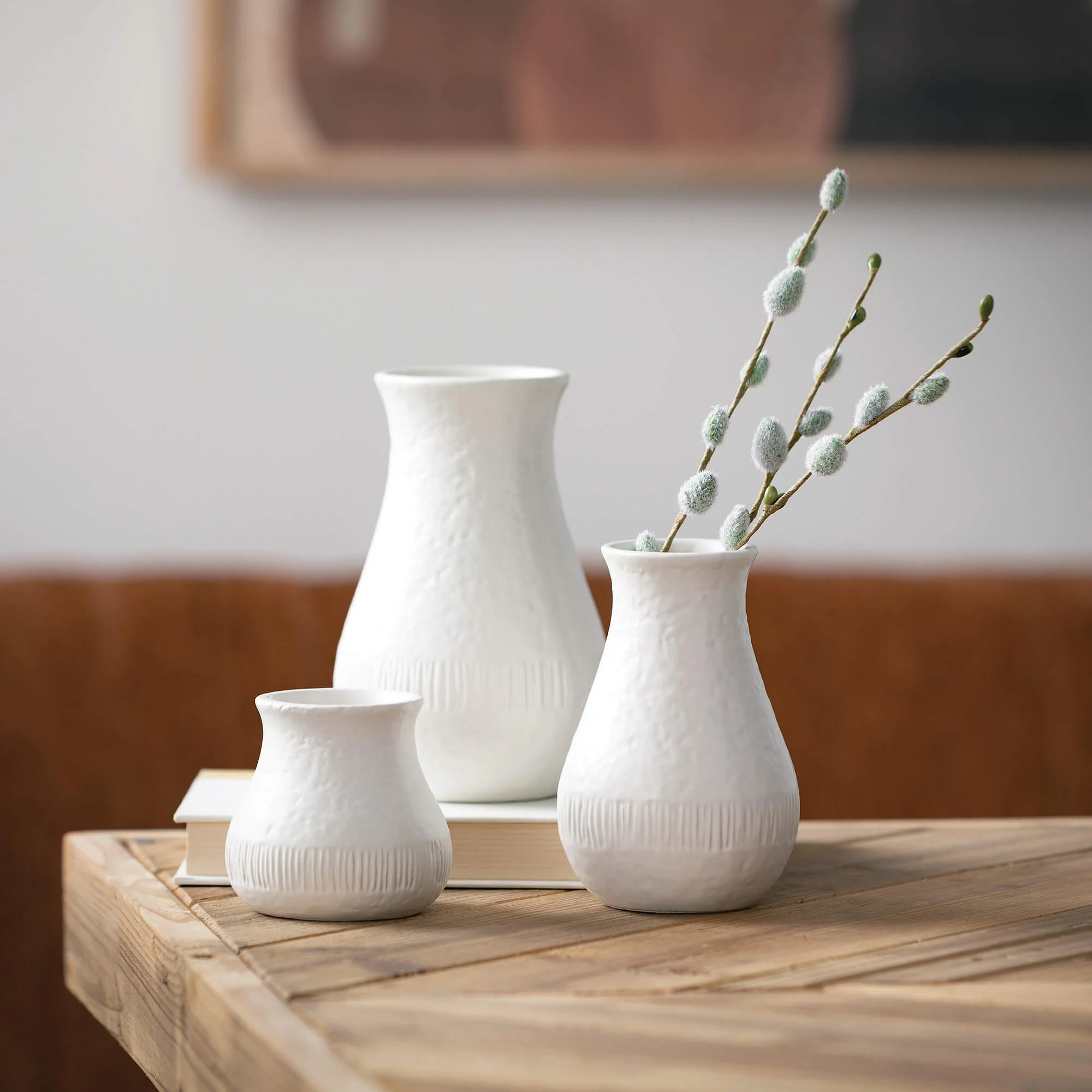 Smart Chiffon Stone Ceramic Vase Ivory Prestigious