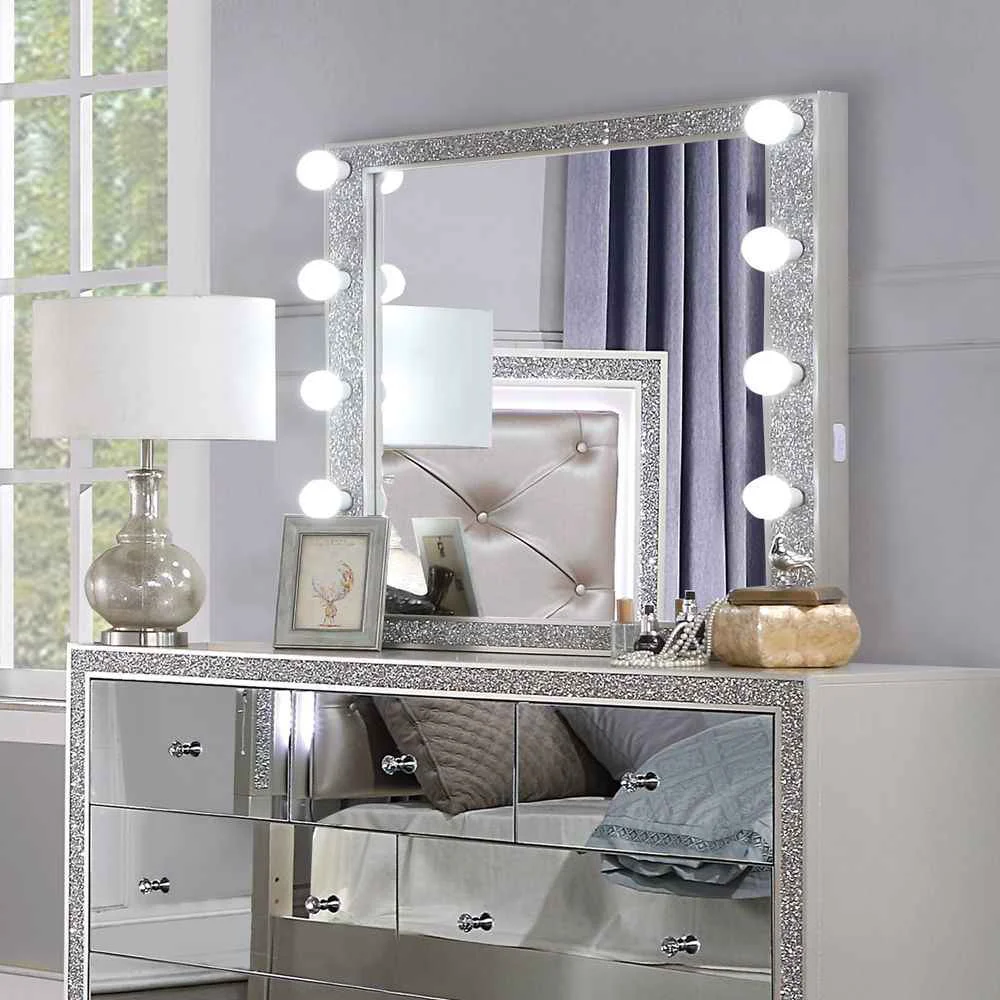 Eco-Friendly Sliverfluff – Mirror With Light – Mirrored Champagne Consistent