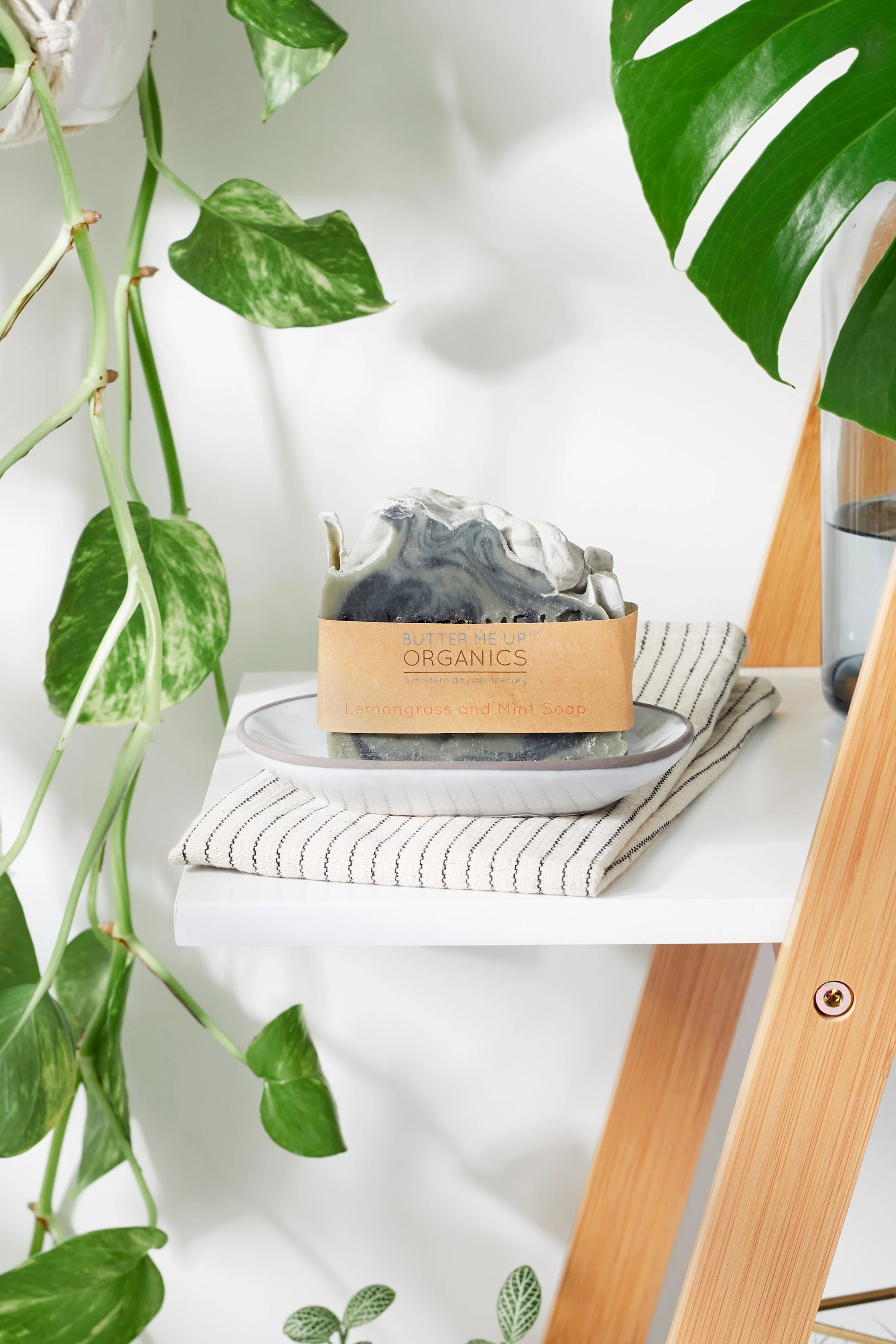 World-Class Organic Lemongrass Mint with Activated Charcoal and French Green Clay VEGAN SOAP PALM Reusable