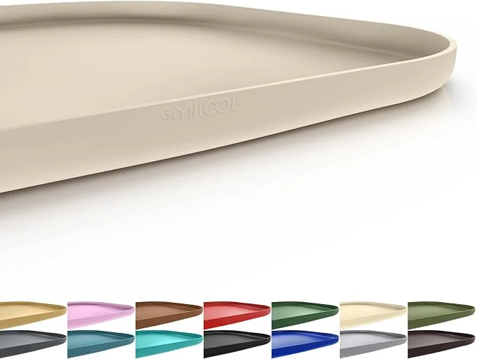 Versatile Silicone Pet Food Mat with Raised Edge Luxury