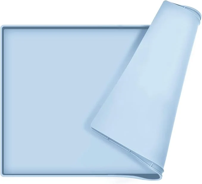 Secure Dog Food Mat Silicone Waterproof Food Tray Non Slip Pet Bowl Mats Placemat World-Class