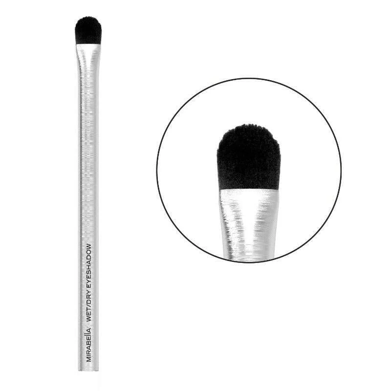 Advanced Wet Dry Eyeshadow Professional Makeup Brush Expertly Made