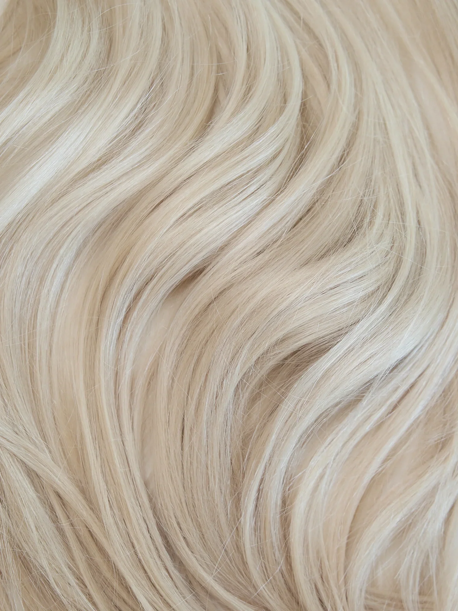 User-Friendly Ash Blonde 60 24 250g Green