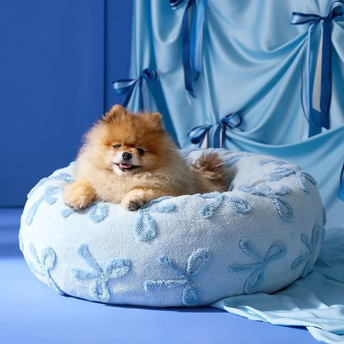 Durable LE SURE Donut Small Dog Bed – Round Cat Beds for Indoor Cats Anti-Anxiety Calming Pet Beds Washable Cute Modern Beds with Teddy Sherpa Plush Anti Slip Bottom 23 Inch Ice MeltAbout ThisOverview Smooth