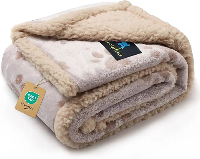 Innovative Luciphia Waterproof Pet Blankets Whith Paw Print Long-Lasting