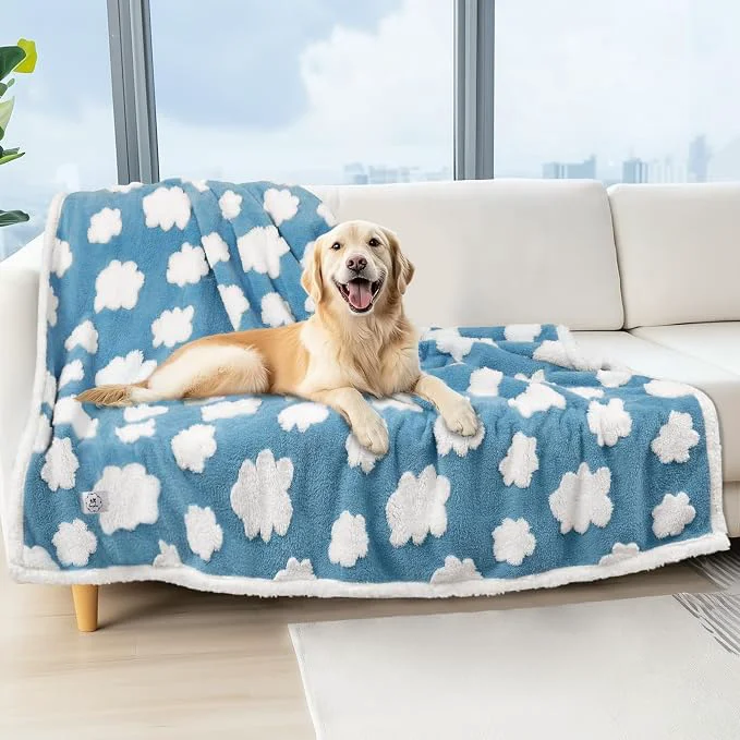 Fine Luciphia Waterproof Pet Blanket Secure