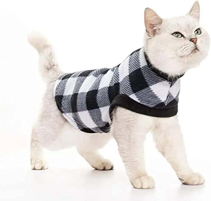 Minimalist EXPAWLORER Plaid Cat Sweater User-Friendly