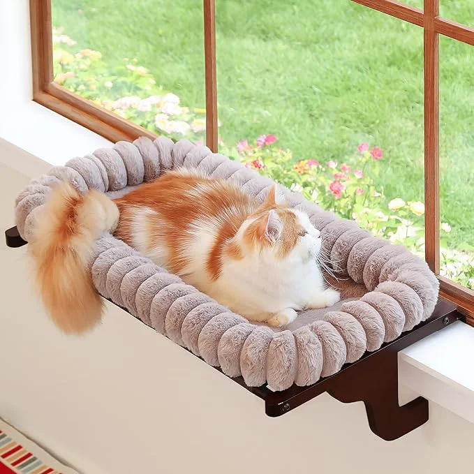 Innovative Zakkart SnugCloud Cat Window Perch Artisan