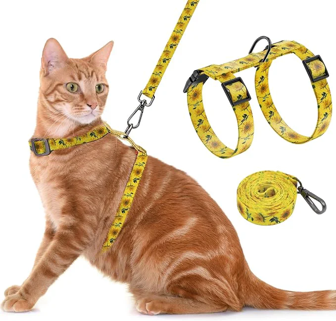 Carefully Designed Cat Harness and Leash Set Adjustable Kitten Harness Escape Proof Cats Harness Effective