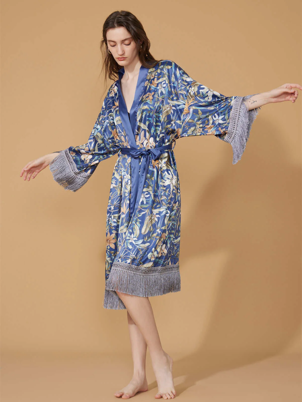 Top-Quality Kimono Robe Floral à Pampilles Selected