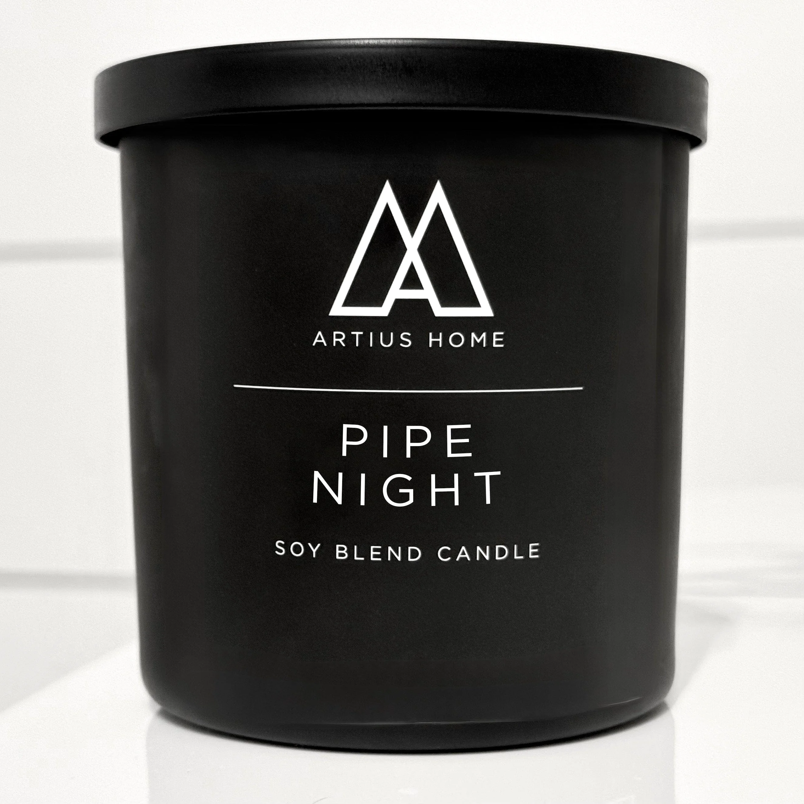 Powerful Bougie mèche en bois Pipe Night – Tabac à pipe cerise douce et bois chauds 10 oz Innovative