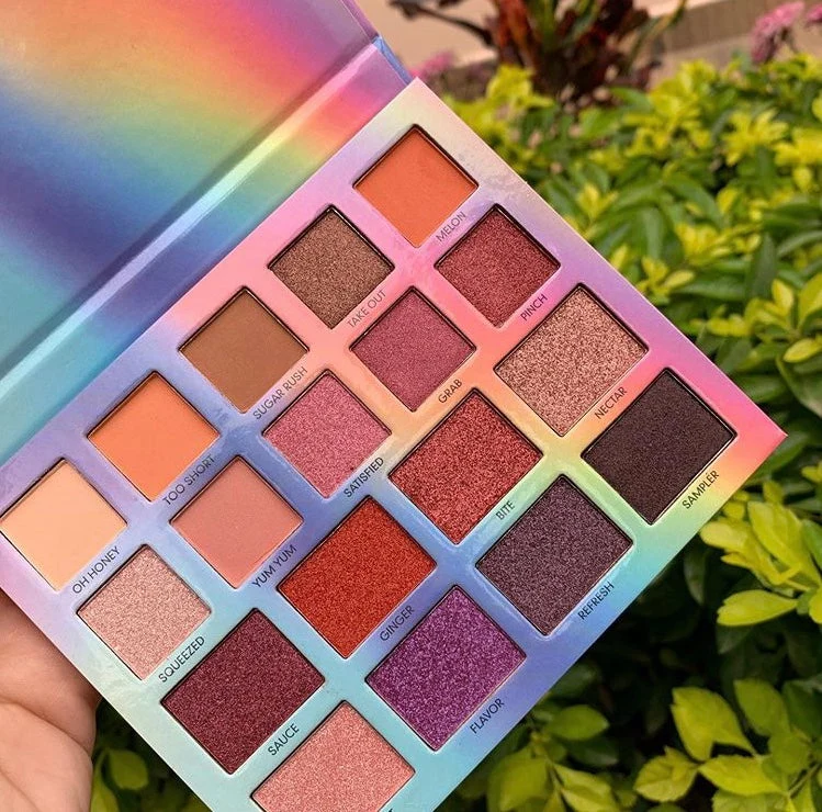 Eco-Friendly Paleta de sombras de ojos corta pero dulce Expertly Made