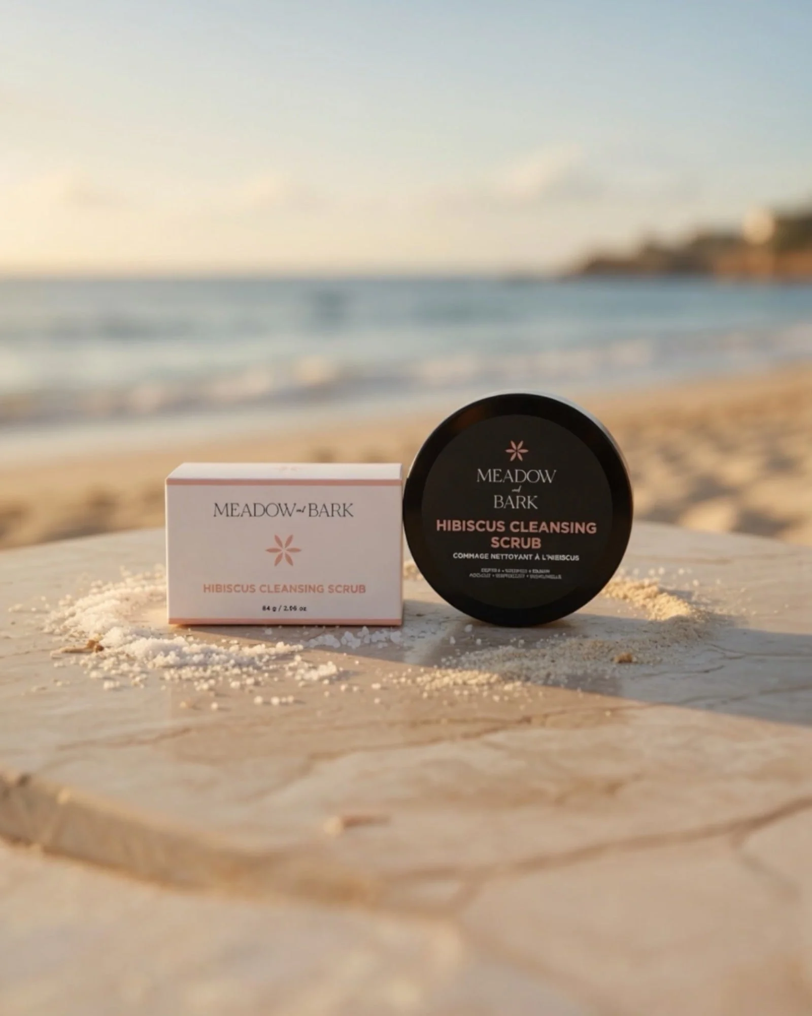 Refined Exfoliante facial limpiador de hibisco Practical