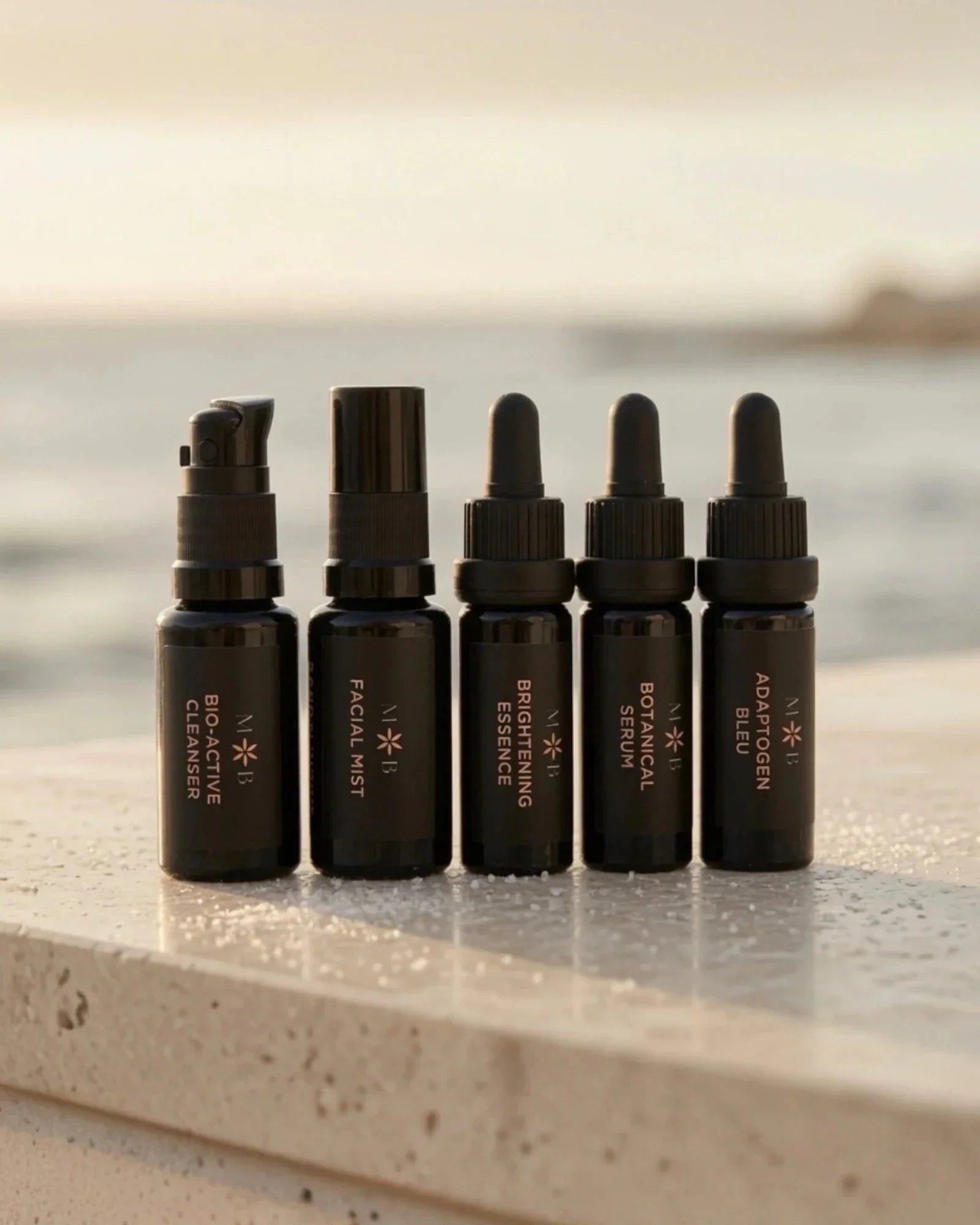 Advanced Mini Deluxe Travel – Kit esencial con bolso de bikini exclusivo Official