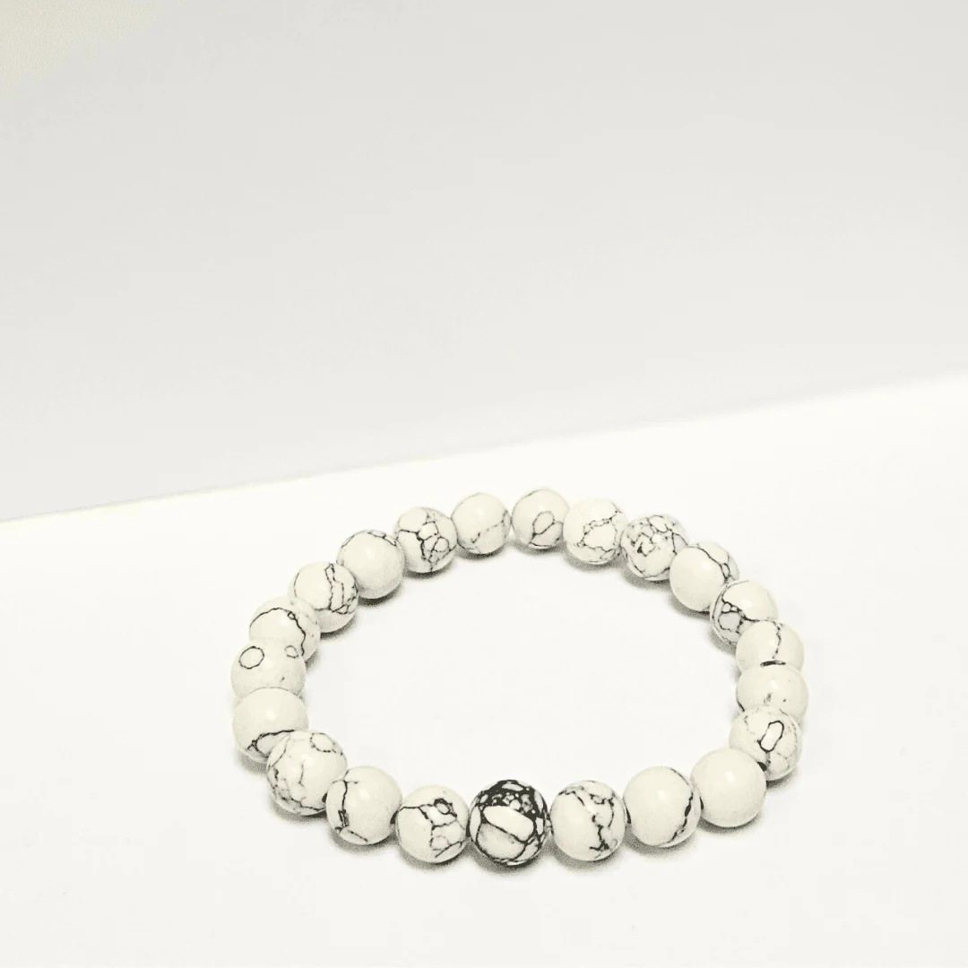 Classic Pulsera de howlita amabilidad y positividad Superior