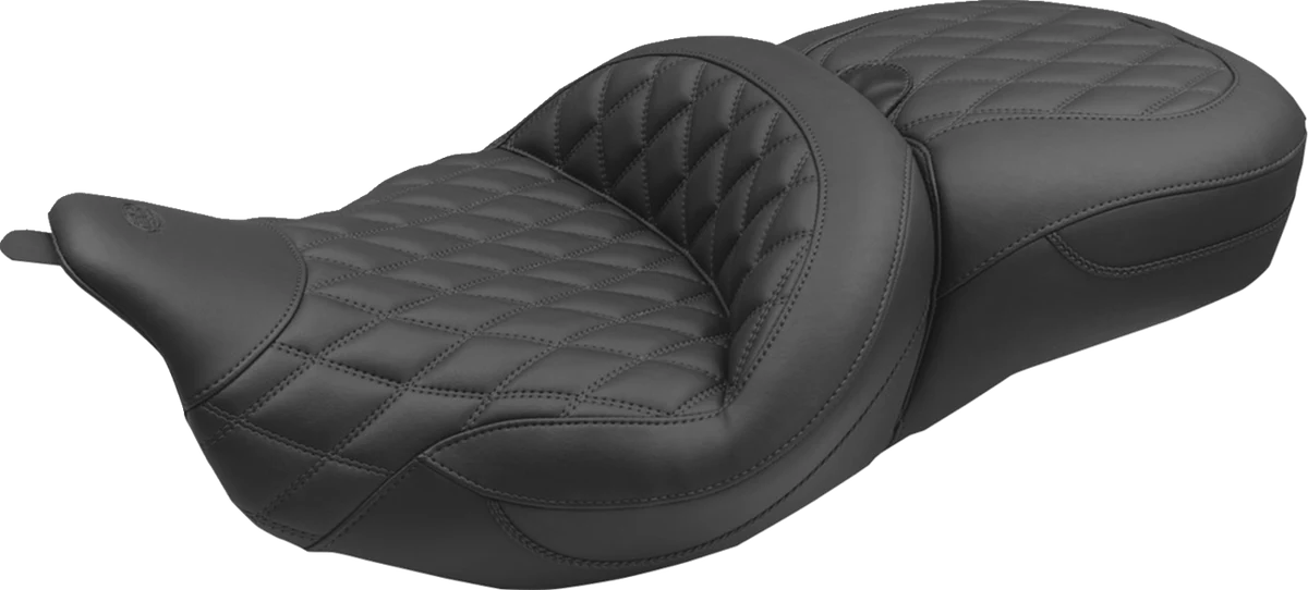 Artisan MUSTANG Super Touring Seat – Double Diamond – Black Stitch FLH FLT ’08-’25 89538 World-Class