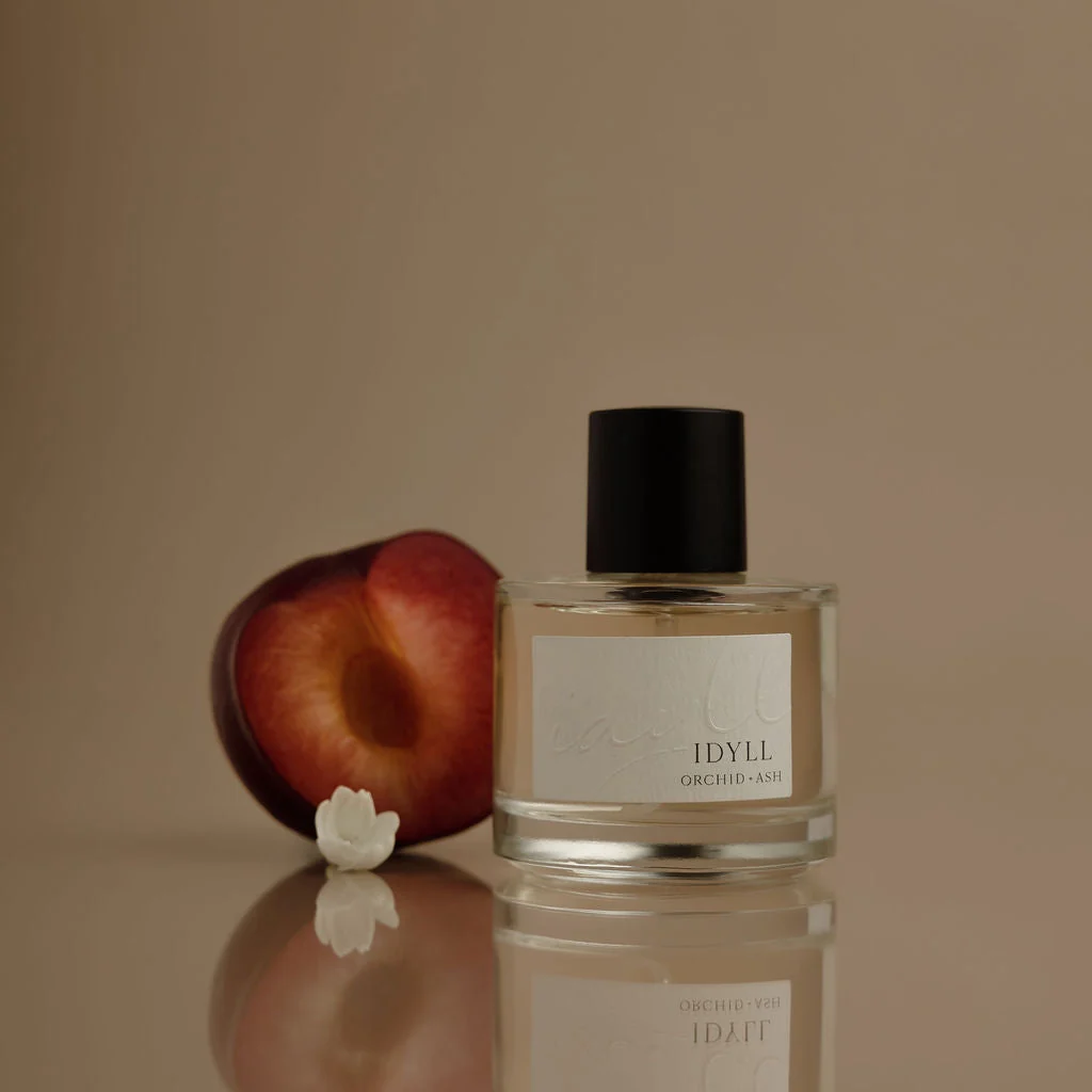Minimalist Perfume IDYLL Proven