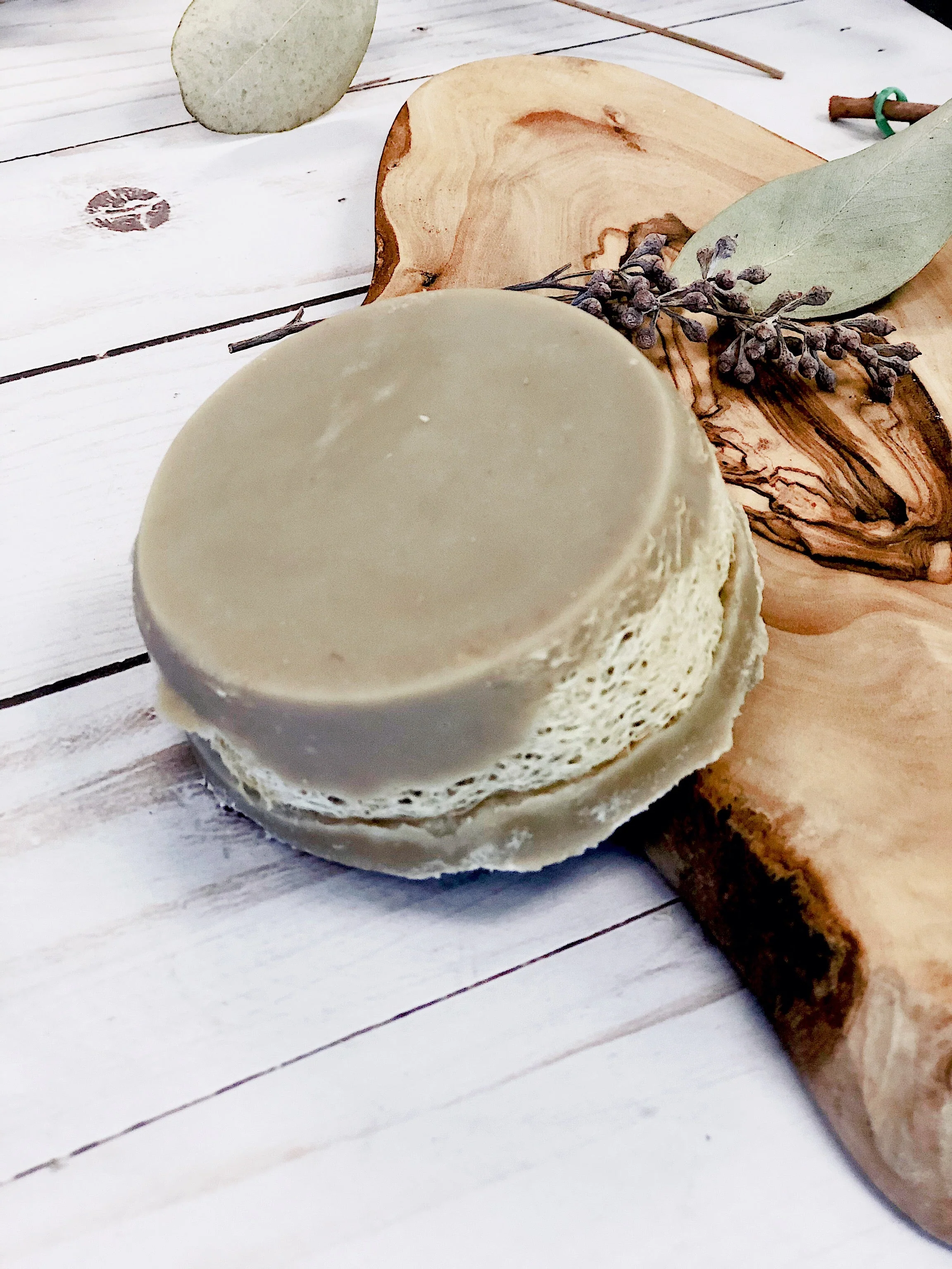 Breathable Coconut Milk Loofah Soap Modern