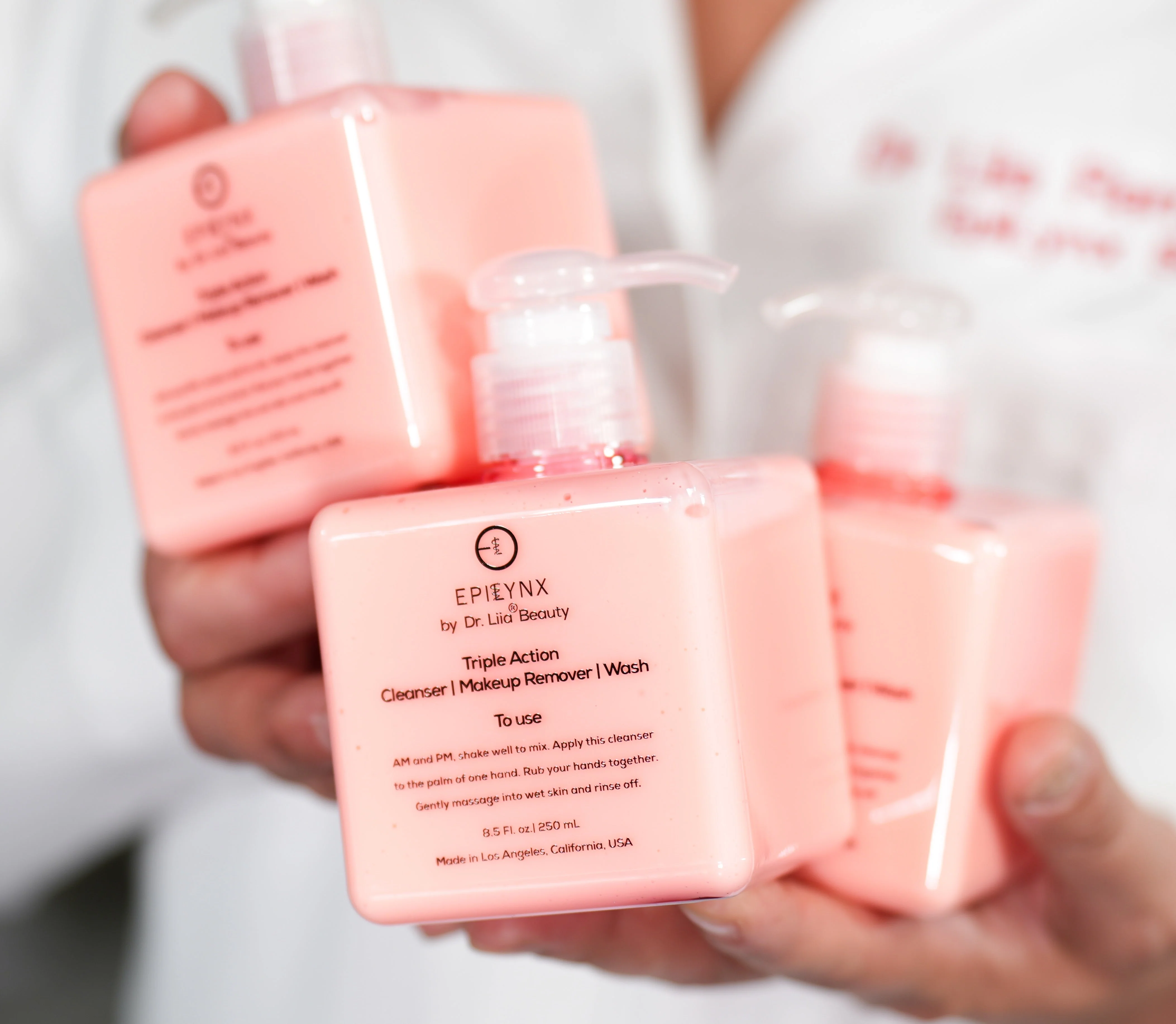 Versatile Hydrating Face Wash for Sensitive Dry Skin Functional