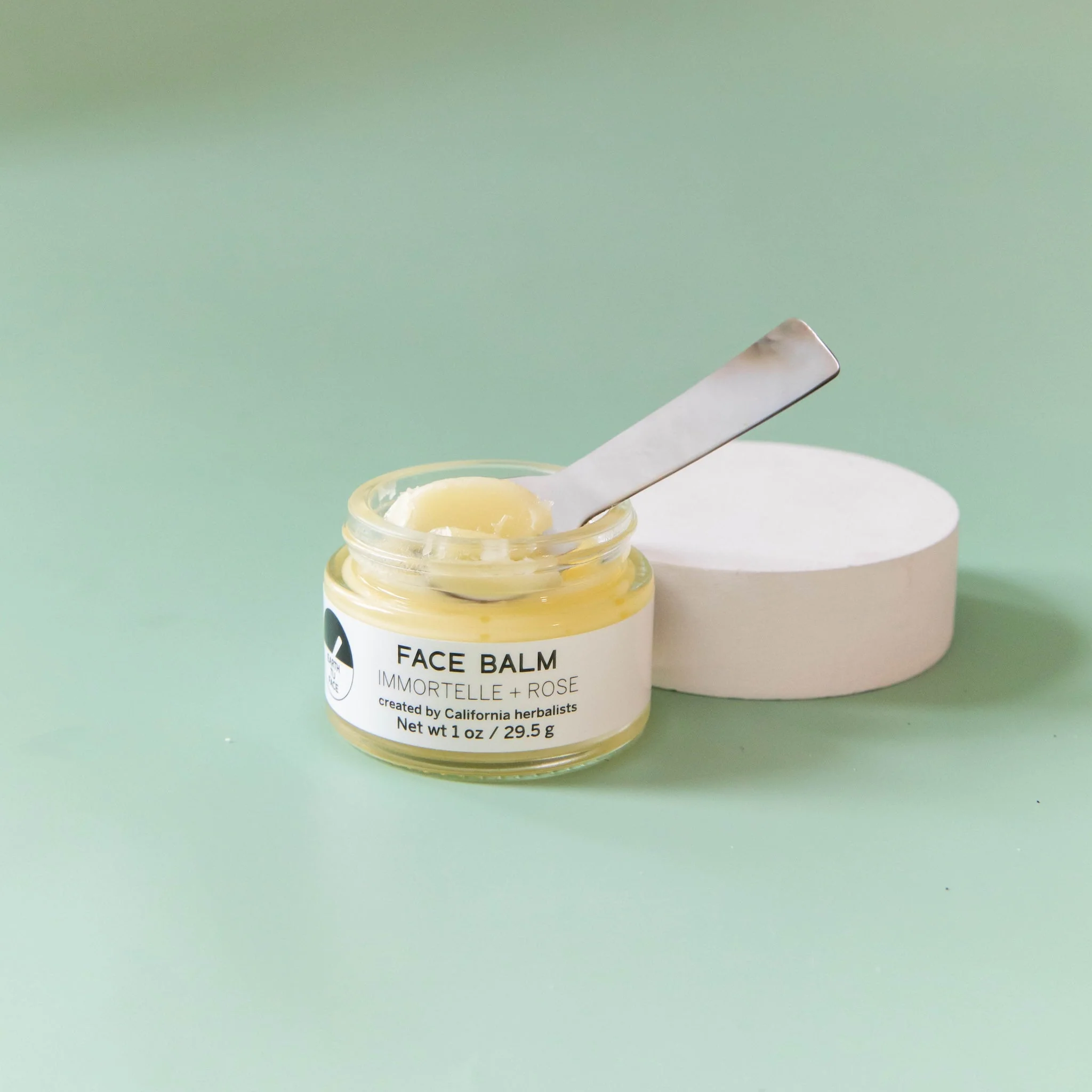 Premium Face Balm Mother of Pearl Spoon Fast